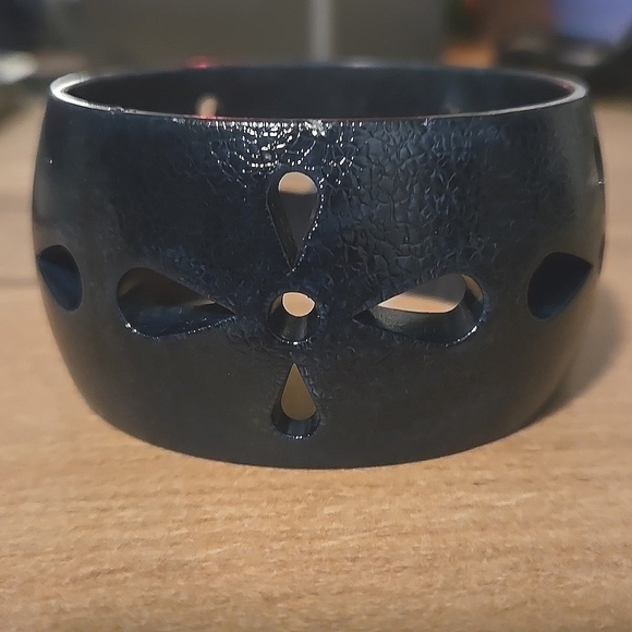 Y2K Navy Blue Plastic Bracelet - Picture 3 of 6